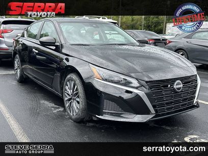 Used 2025 Nissan Altima 2.5 SV