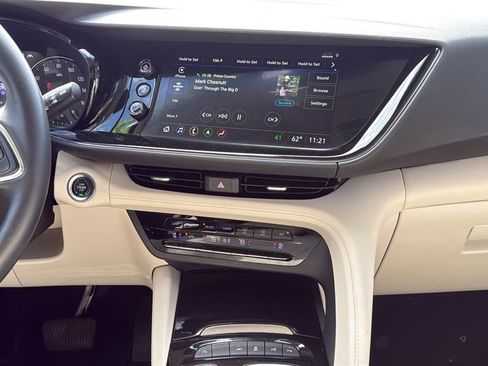 Used 2023 Buick Envision Avenir FWD image 13