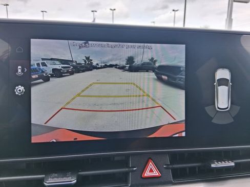 Used 2023 Kia Sportage EX FWD image 12