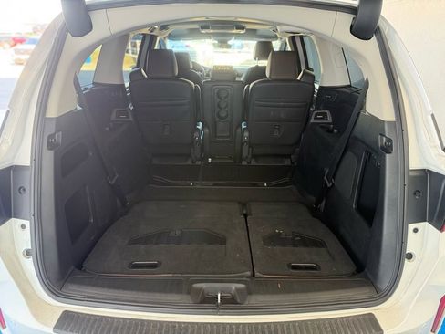 Used 2025 Honda Odyssey Elite image 13