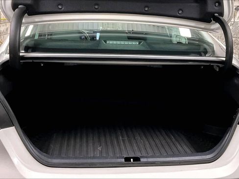 Used 2023 Toyota Camry LE image 31