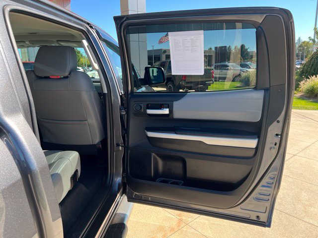 Used 2021 Toyota Tundra Limited w/ Limited Premium Package AWD/4WD image 33