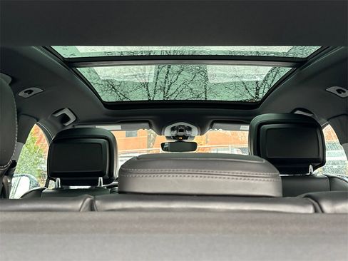 Used 2020 Porsche Macan image 7