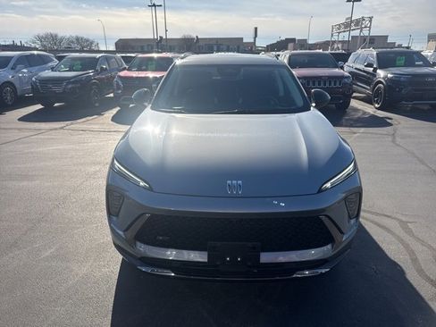 Used 2025 Buick Envision Sport Touring image 9