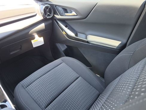 New 2026 Chevrolet Equinox LT w/ Safety and Technology Package FWD image 16