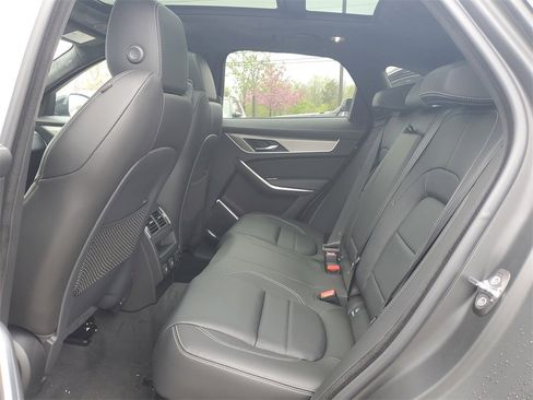 New 2026 Jaguar F-PACE R-Dynamic S image 30