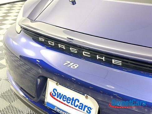 Used 2024 Porsche 718 Cayman image 40