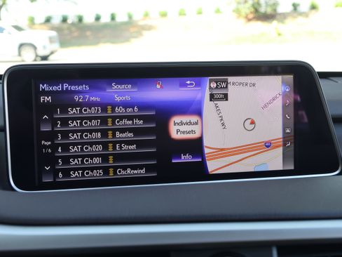 Used 2018 Lexus RX 350L FWD image 22