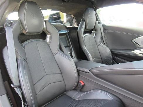 Used 2020 Chevrolet Corvette 3LT 2dr Car w/ 3LT Preferred Equipment Group image 12