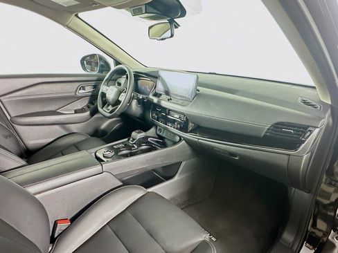 Used 2026 Nissan Rogue SL AWD/4WD image 28