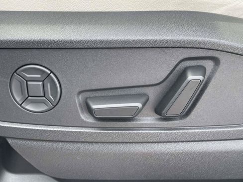 Certified 2025 Audi Q5 Premium AWD/4WD image 18