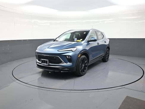 Used 2026 Buick Encore GX Sport Touring w/ Advanced Technology Package image 7