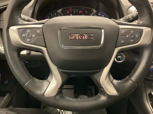 Used 2021 GMC Terrain SLE w/ Driver Convenience Package image 13