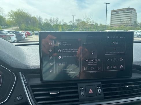 Used 2024 Audi Q5 2.0T Prestige image 14