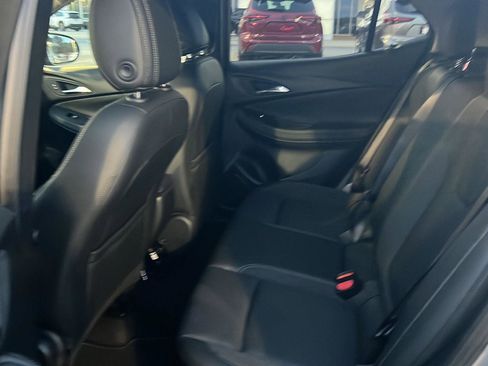 Used 2025 Buick Encore GX Preferred AWD/4WD image 11