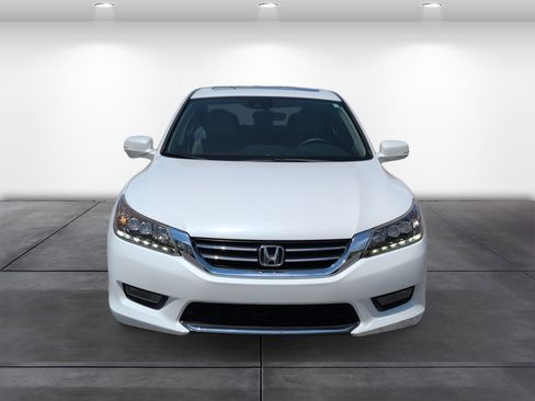 Used 2014 Honda Accord Touring image 4
