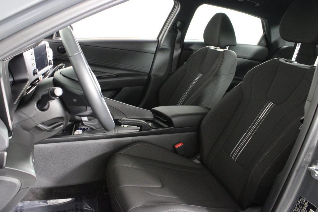 Certified 2026 Hyundai Elantra Sport FWD image 20
