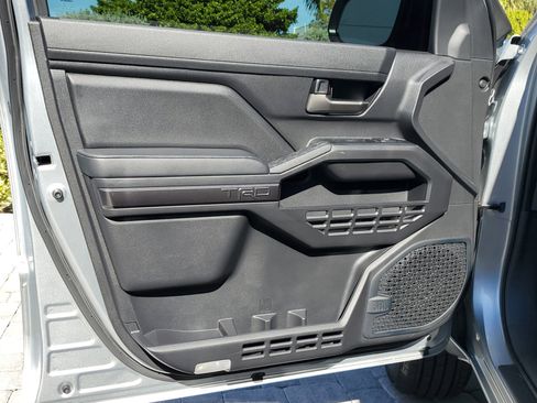 Used 2024 Toyota Tacoma TRD Sport image 22