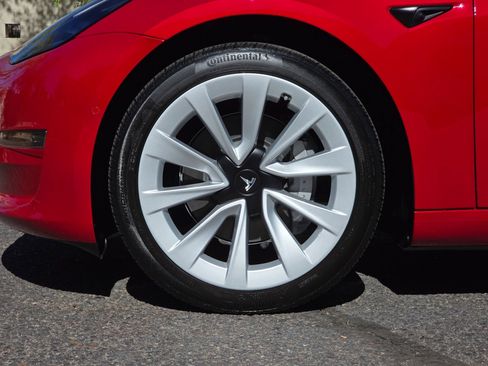 Used 2022 Tesla Model 3 RWD image 32