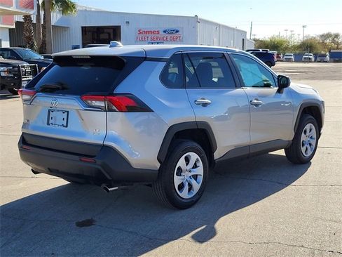 Used 2024 Toyota RAV4 LE image 19