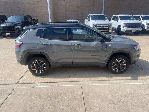 Used 2021 Jeep Compass Trailhawk w/ Sun and Sound Group AWD/4WD image 7