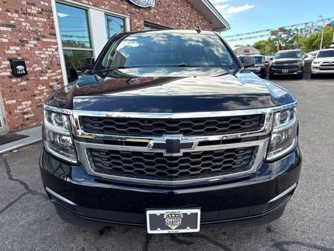 Used 2018 Chevrolet Suburban LS AWD/4WD image 2