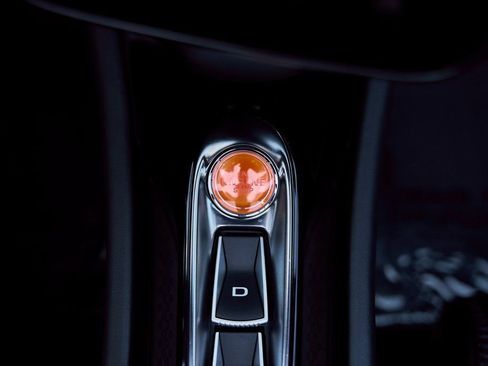 Used 2025 McLaren Artura Spider RWD image 69