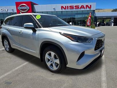 Used 2022 Toyota Highlander L