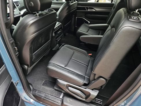 New 2026 Jeep Grand Wagoneer L Limited AWD/4WD image 16