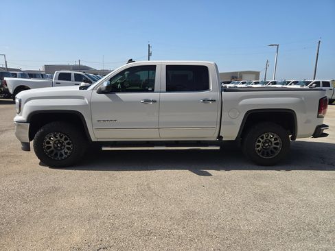 Used 2018 GMC Sierra 1500 SLT w/ Enhanced Driver Alert Package RWD image 6