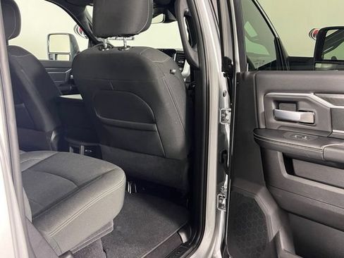 Used 2026 RAM 2500 Big Horn AWD/4WD image 27