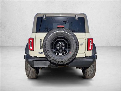 New 2026 Ford Bronco Badlands image 8