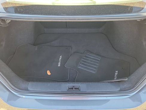 Used 2025 Nissan Sentra SV FWD image 7