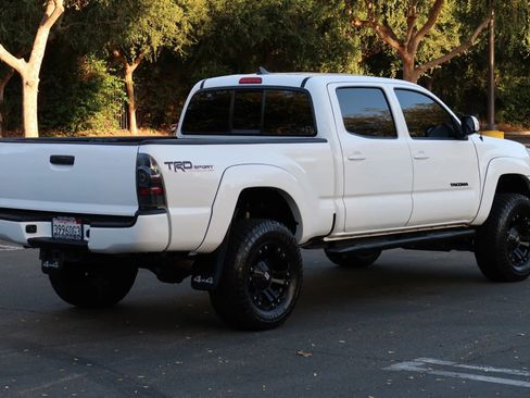 Used 2014 Toyota Tacoma Pickup 4D 6 ft image 7