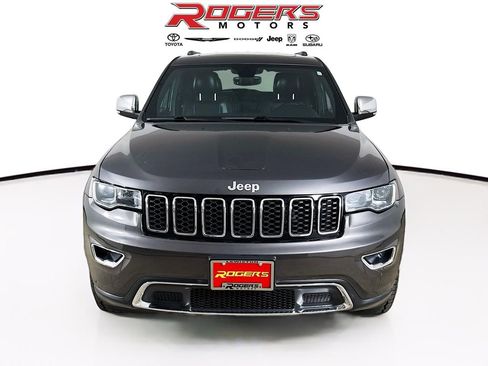 Used 2018 Jeep Grand Cherokee Limited w/ Trailer Tow Group IV AWD/4WD image 2