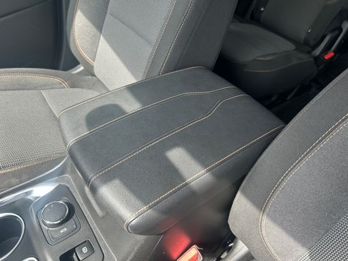 Used 2018 Chevrolet Traverse LT AWD/4WD image 25