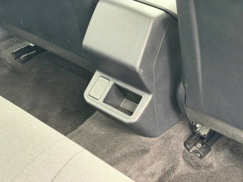 Used 2025 Kia K4 FWD image 18