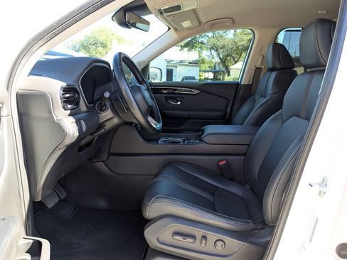 Used 2024 Honda Pilot EX-L image 10