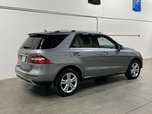 Used 2015 Mercedes-Benz ML 250 BlueTEC 4MATIC w/ Premium 1 Package image 33
