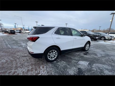 Certified 2022 Chevrolet Equinox LT image 8