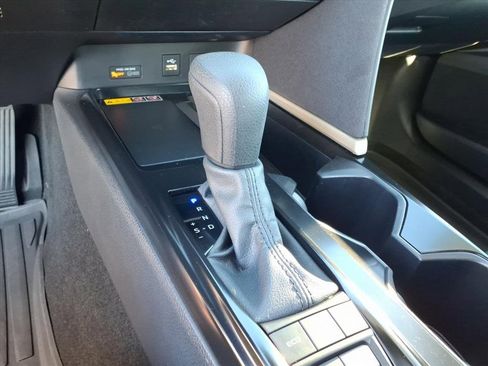 Certified 2025 Toyota Camry LE image 11