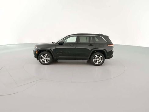 New 2025 Jeep Grand Cherokee Limited w/ Trailer Tow Package image 6