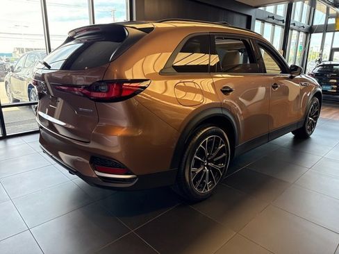 New 2025 MAZDA CX-70 Plug-In Hybrid w/ Premium Pkg image 5