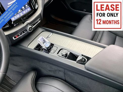 Used 2025 Volvo XC60 T8 Ultra w/ Protection Package Premier AWD/4WD image 18