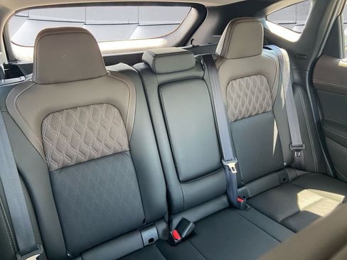 Used 2025 Nissan Murano Platinum w/ Cargo Package AWD/4WD image 14