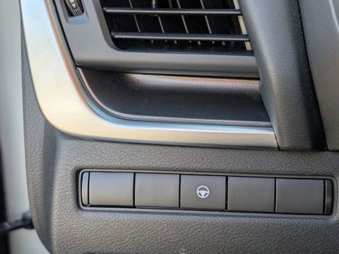 Certified 2023 Nissan Rogue SV w/ SV Premium B Package image 28