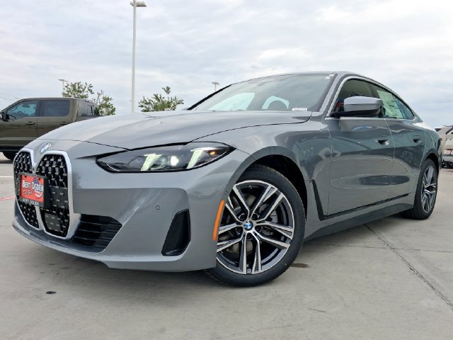 New 2026 BMW 430i w/ Premium Package RWD image 2