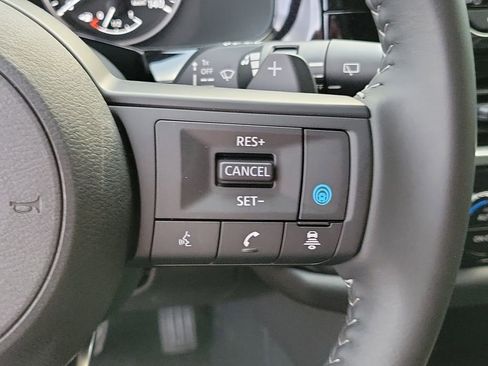 New 2025 Nissan Pathfinder SV image 30