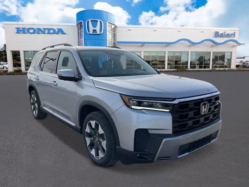 Used 2026 Honda Pilot Touring image 7