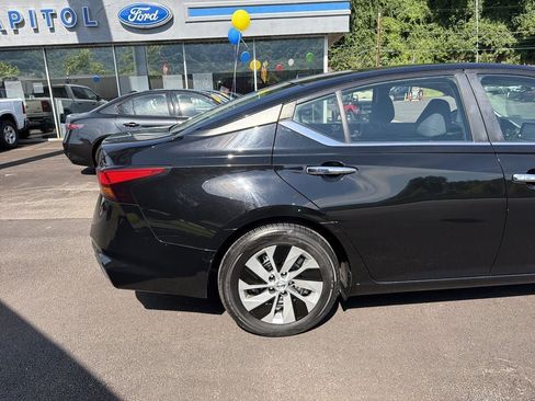 Used 2020 Nissan Altima 2.5 S FWD image 4